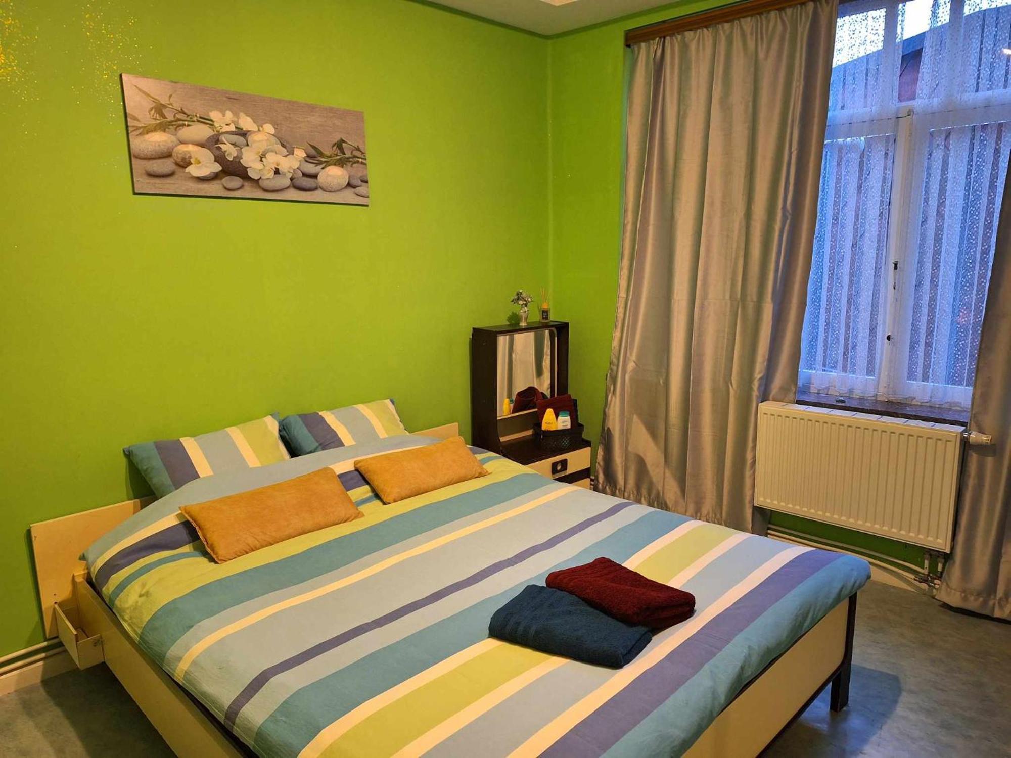 Simpele Slaapkamer Geraardsbergen Eksteriør bilde